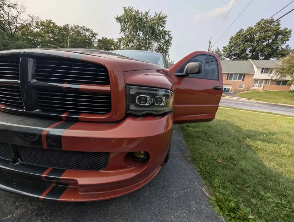 2004 Dodge Ram SRT-10 3rd Gen - Image 4 of 10