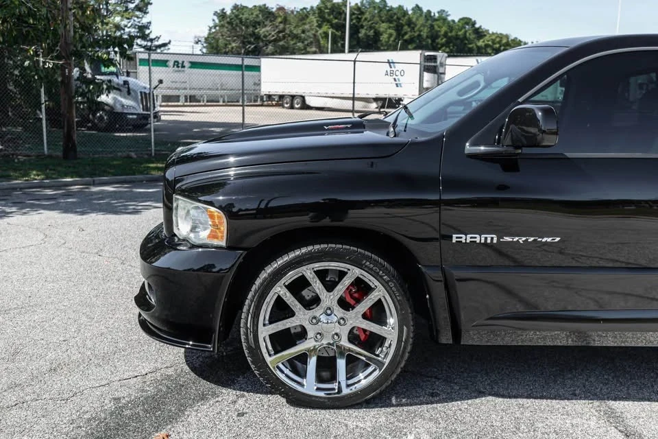 2004 Dodge Ram SRT-10 3rd Gen - Image 2 of 20