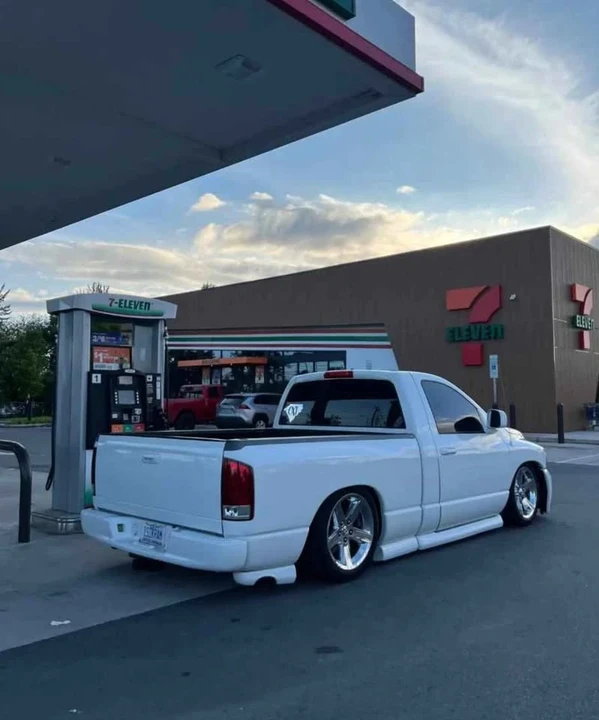 2004 Dodge Ram SRT-10 3rd Gen - Image 2 of 11