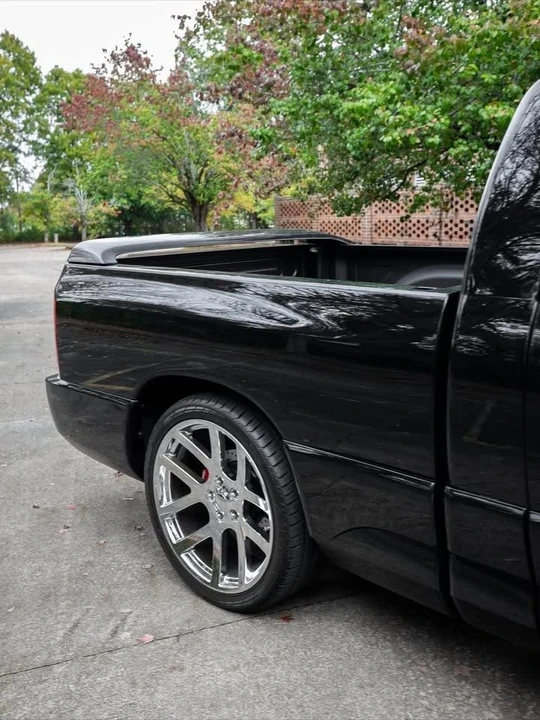 2004 Dodge Ram SRT-10 3rd Gen - Image 4 of 5