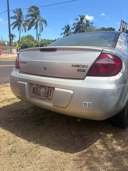 2004 Dodge Neon - Image 2 of 4