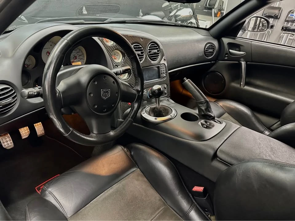 2004 Dodge Viper 3rd Gen - Image 14 of 16
