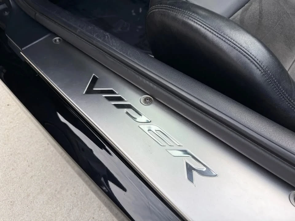 2004 Dodge Viper 3rd Gen - Image 15 of 17