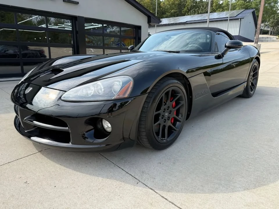 2004 Dodge Viper 3rd Gen - Image 4 of 17