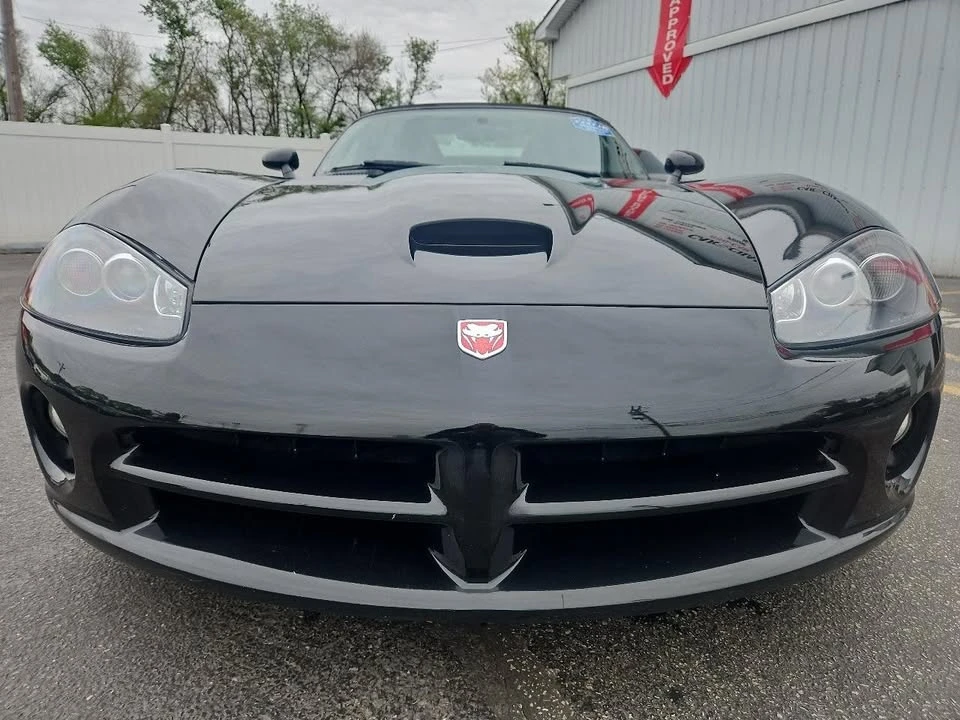 2004 Dodge Viper 3rd Gen - Image 9 of 18