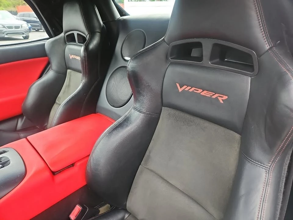 2004 Dodge Viper 3rd Gen - Image 17 of 18