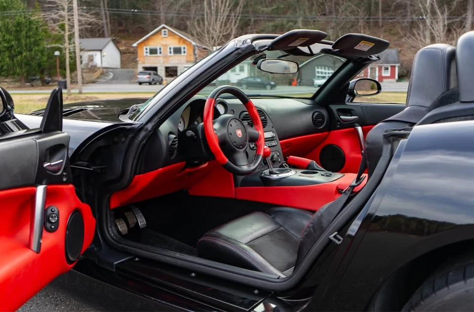 2004 Dodge Viper 3rd Gen - Image 8 of 13
