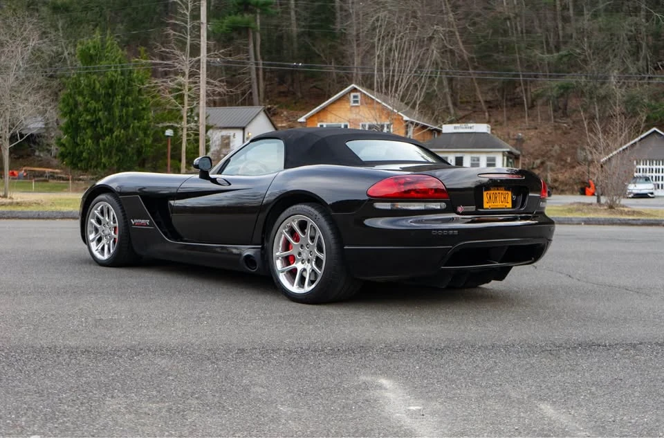2004 Dodge Viper 3rd Gen - Image 4 of 13