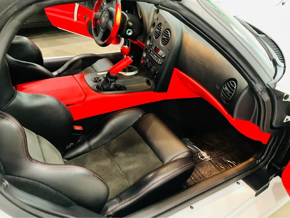 2004 Dodge Viper 3rd Gen - Image 10 of 20