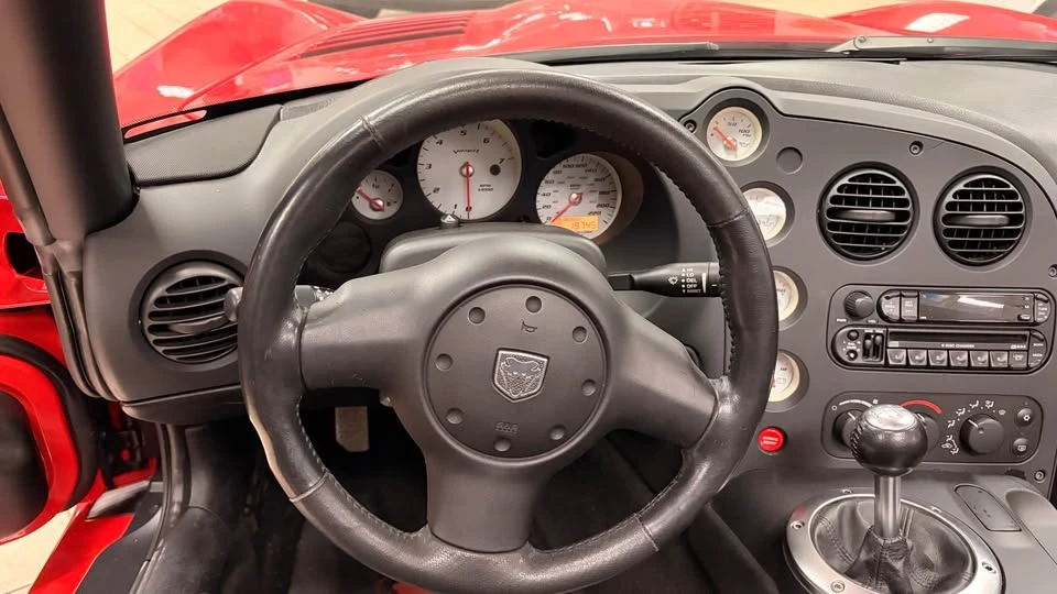 2004 Dodge Viper 3rd Gen - Image 9 of 15