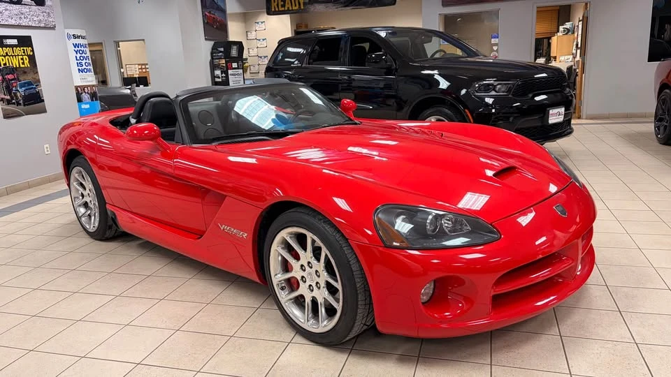 2004 Dodge Viper 3rd Gen - Image 3 of 15