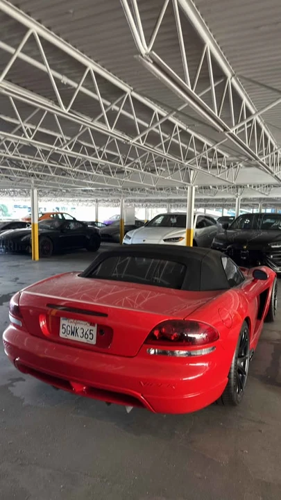 2004 Dodge Viper 3rd Gen - Image 3 of 11