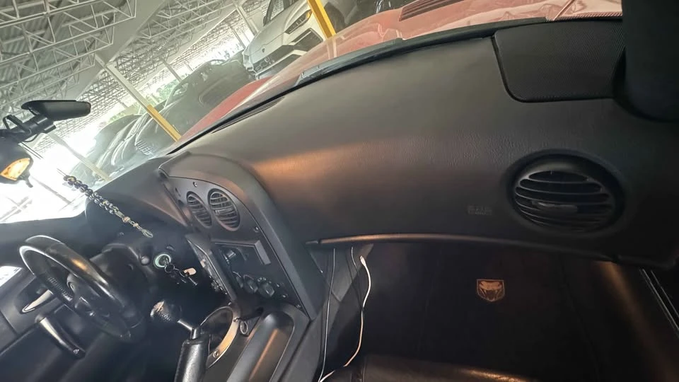 2004 Dodge Viper 3rd Gen - Image 10 of 11