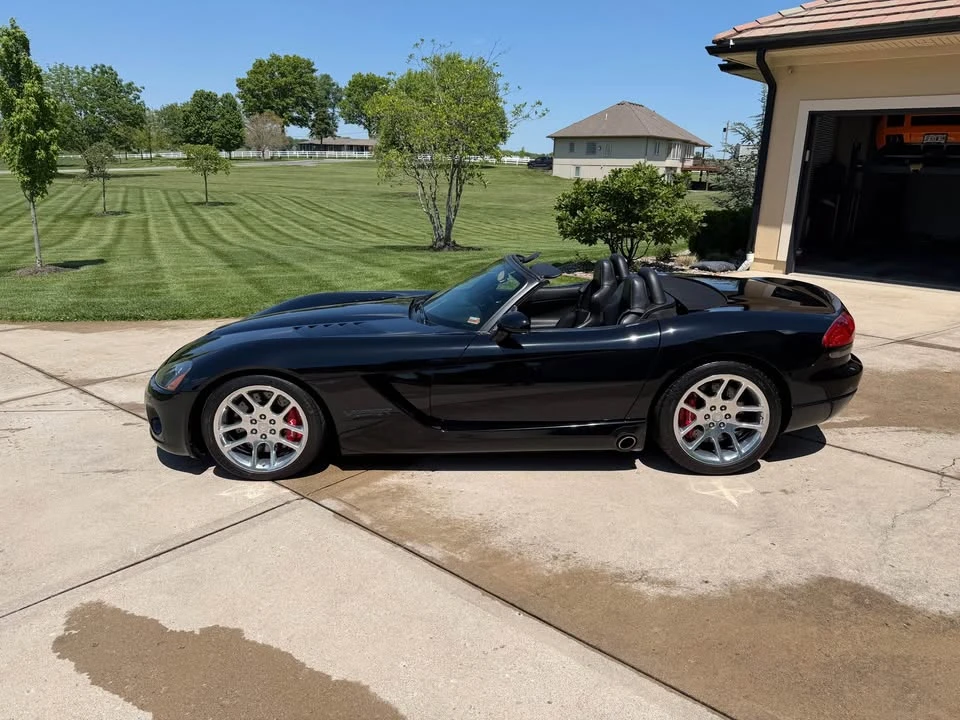 2004 Dodge Viper 3rd Gen - Image 3 of 14