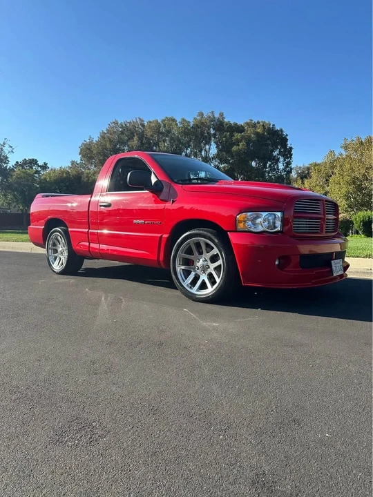 2004 Dodge Viper 3rd Gen - Image 4 of 12
