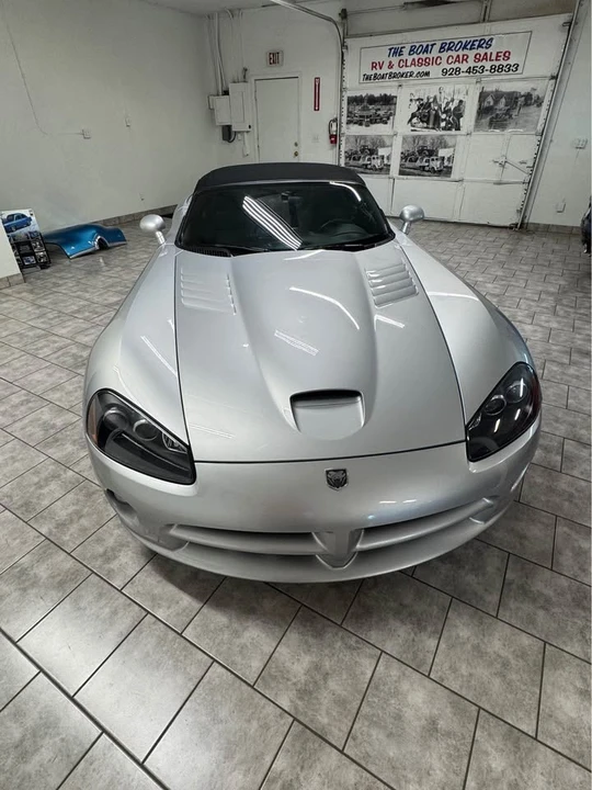 2004 Dodge Viper 3rd Gen - Image 2 of 4