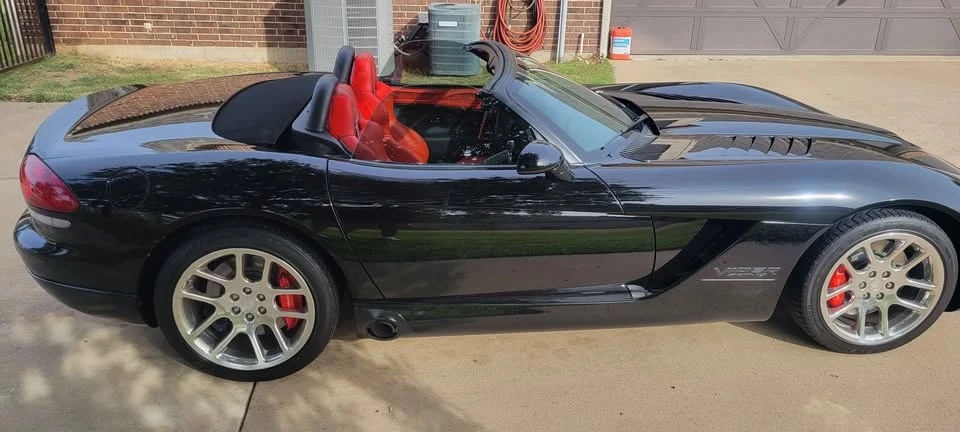 2004 Dodge Viper 3rd Gen - Image 3 of 15