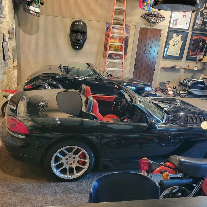 2004 Dodge Viper 3rd Gen - Image 14 of 15