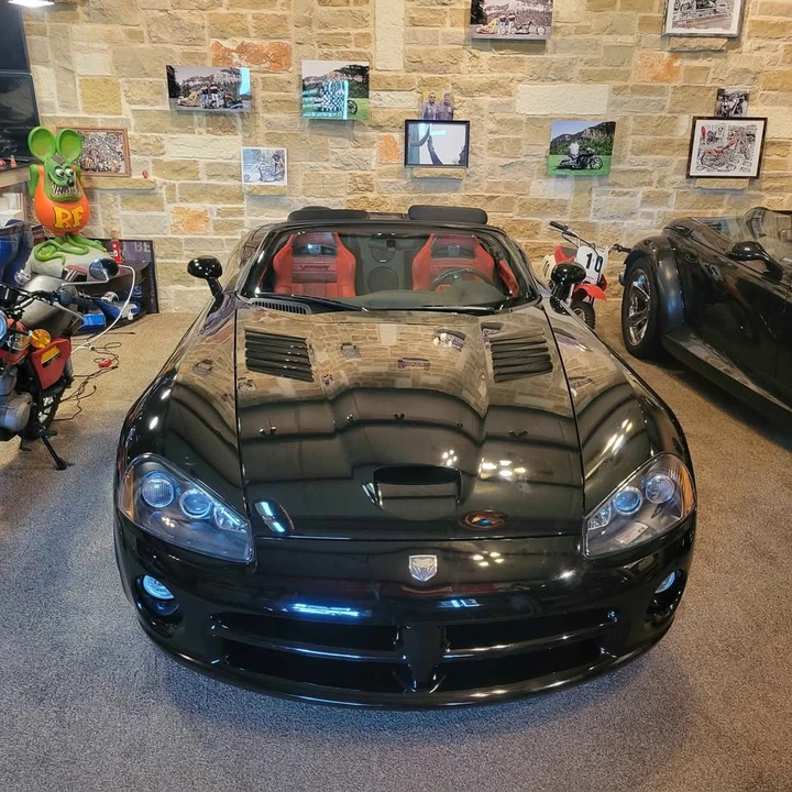 2004 Dodge Viper 3rd Gen - Image 11 of 15