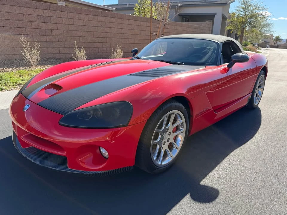 2004 Dodge Viper 3rd Gen - Image 2 of 10