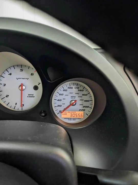 2004 Dodge Viper 4th Gen - Image 5 of 5