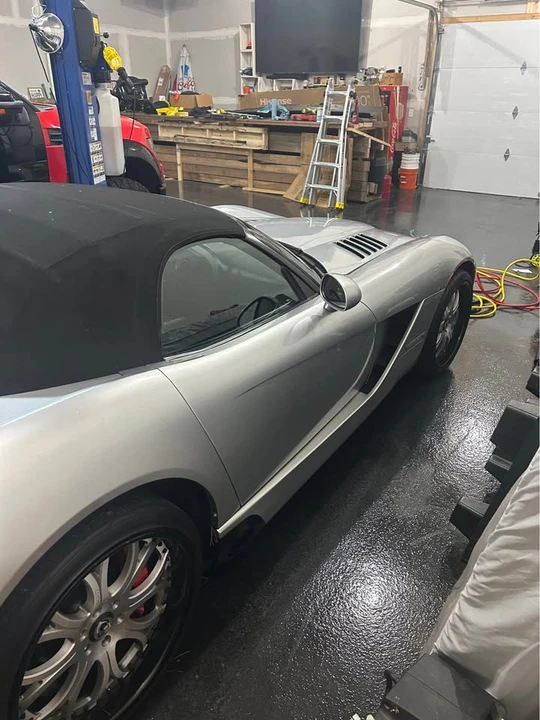 2004 Dodge Viper 3rd Gen - Image 4 of 11