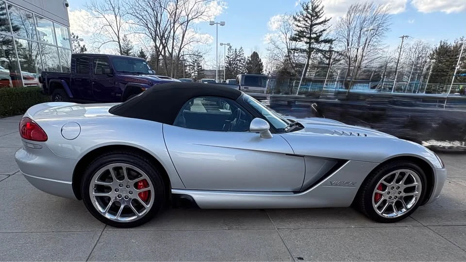2004 Dodge Viper 3rd Gen - Image 8 of 14