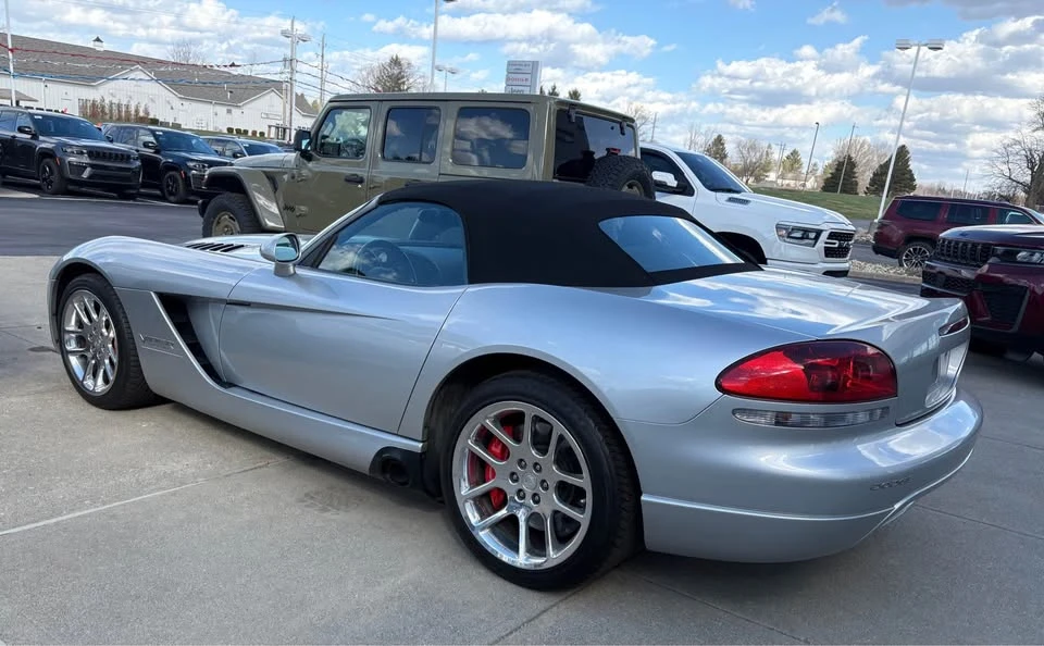 2004 Dodge Viper 3rd Gen - Image 10 of 14