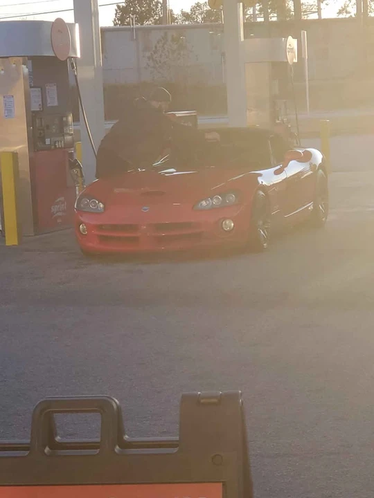 2004 Dodge Viper 3rd Gen - Image 3 of 11