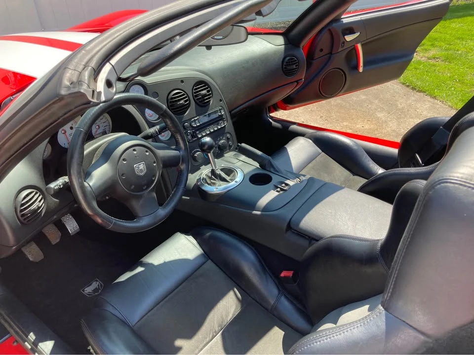 2004 Dodge Viper 3rd Gen - Image 15 of 19