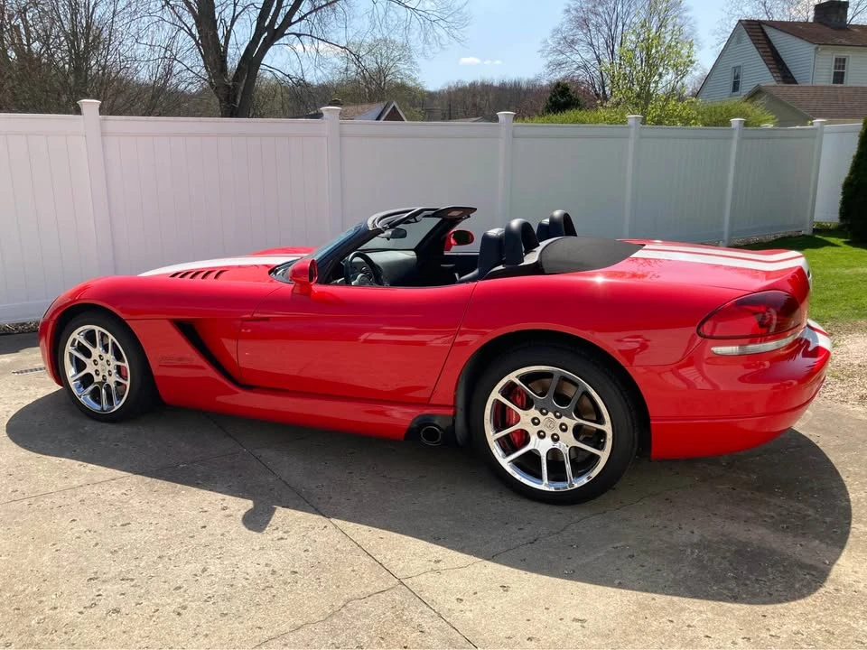 2004 Dodge Viper 3rd Gen - Image 2 of 19