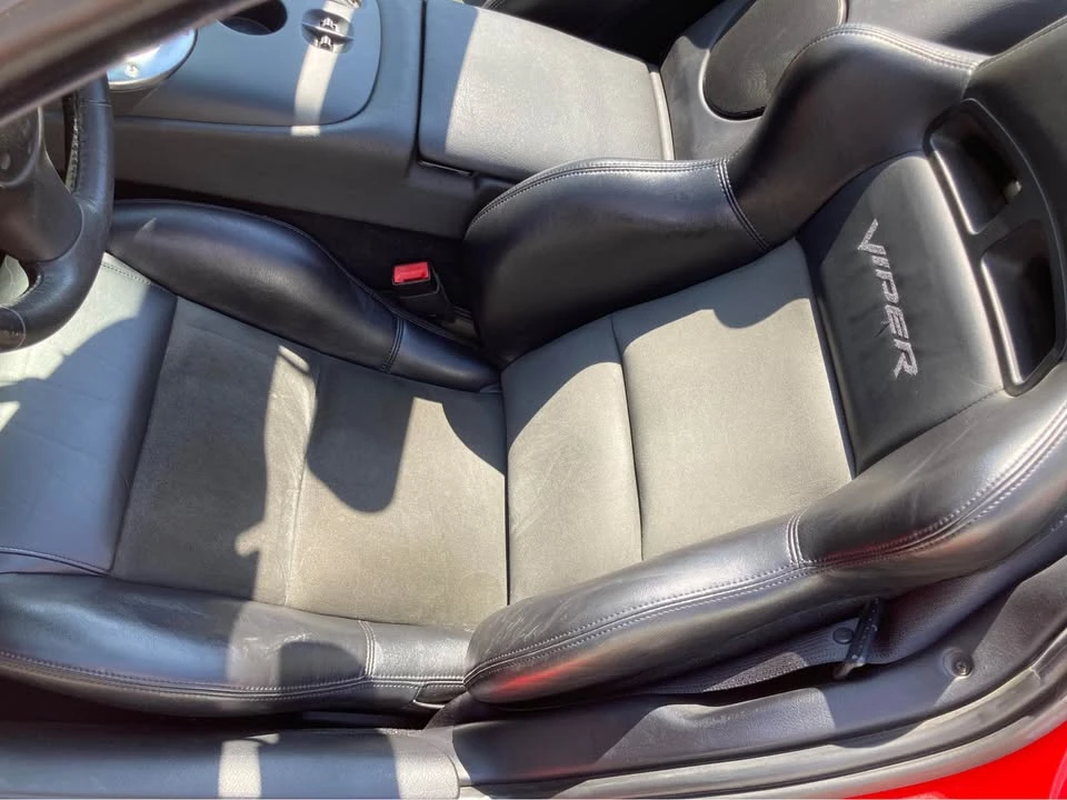 2004 Dodge Viper 3rd Gen - Image 16 of 19