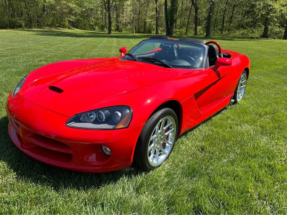 2004 Dodge Viper 3rd Gen - Image 2 of 19