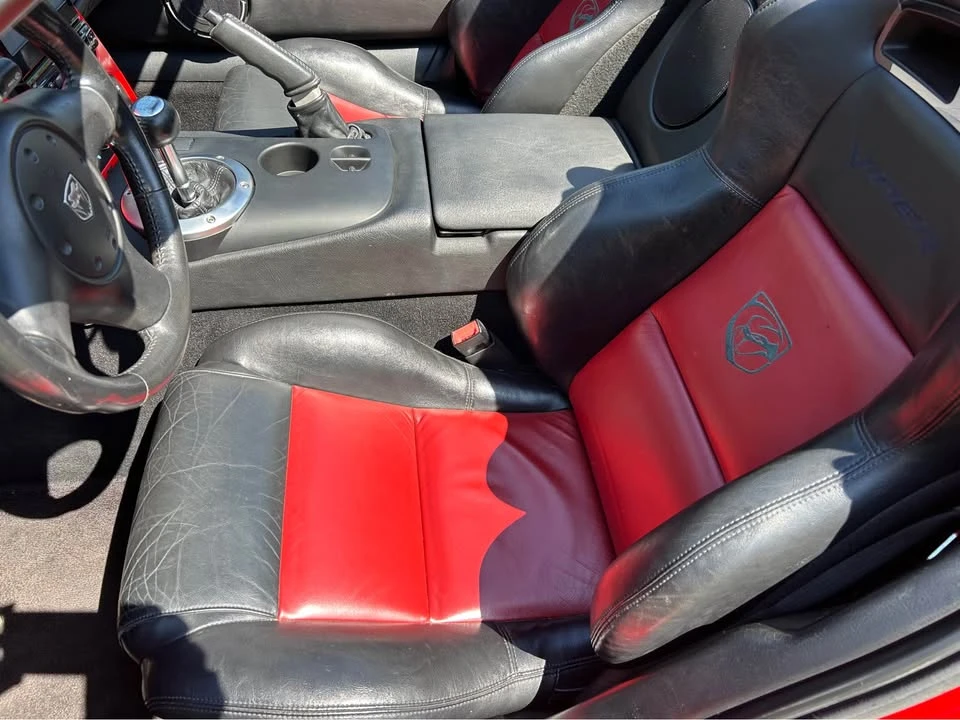 2004 Dodge Viper 3rd Gen - Image 10 of 19