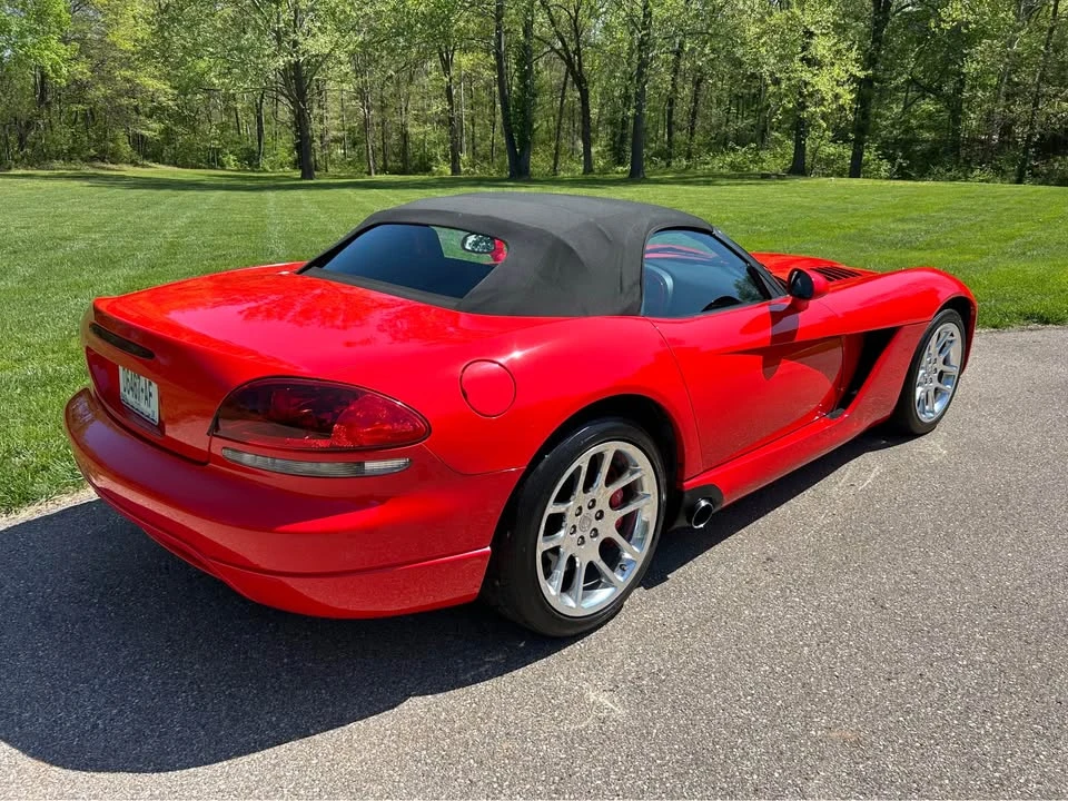 2004 Dodge Viper 3rd Gen - Image 17 of 19