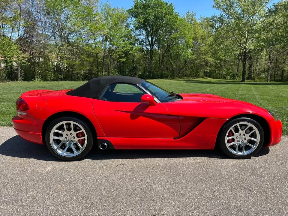 2004 Dodge Viper 3rd Gen - Image 19 of 19