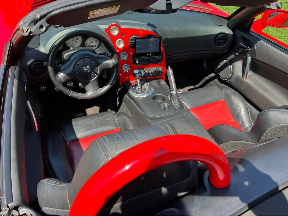 2004 Dodge Viper 3rd Gen - Image 5 of 19