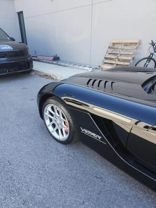 2004 Dodge Viper 3rd Gen - Image 8 of 13