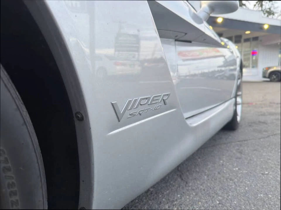 2004 Dodge Viper 3rd Gen - Image 3 of 19