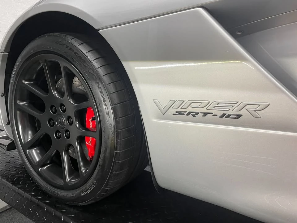 2004 Dodge Viper 3rd Gen - Image 6 of 9