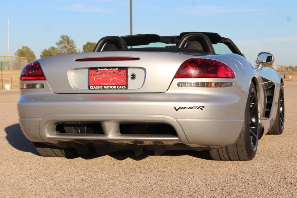 2004 Dodge Viper 3rd Gen - Image 3 of 8