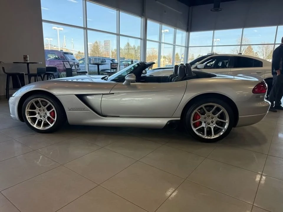 2004 Dodge Viper 3rd Gen - Image 10 of 20