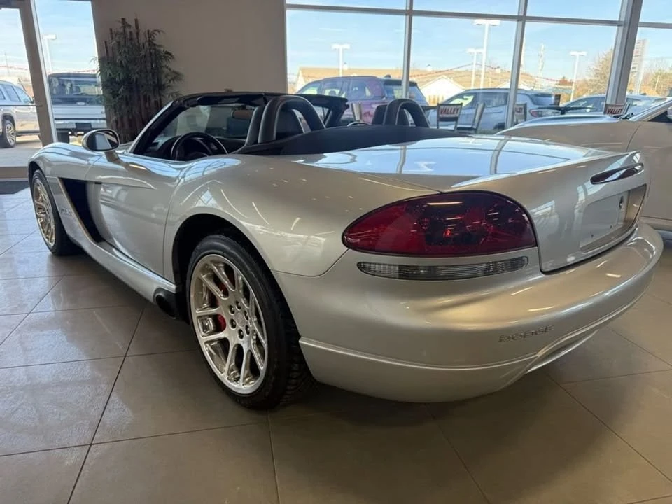 2004 Dodge Viper 3rd Gen - Image 9 of 20