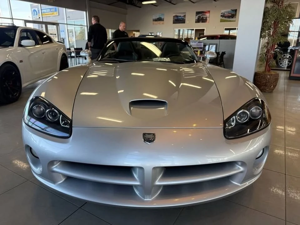 2004 Dodge Viper 3rd Gen - Image 11 of 20