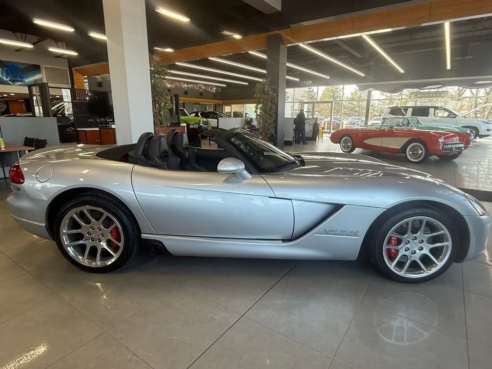 2004 Dodge Viper 3rd Gen - Image 3 of 14