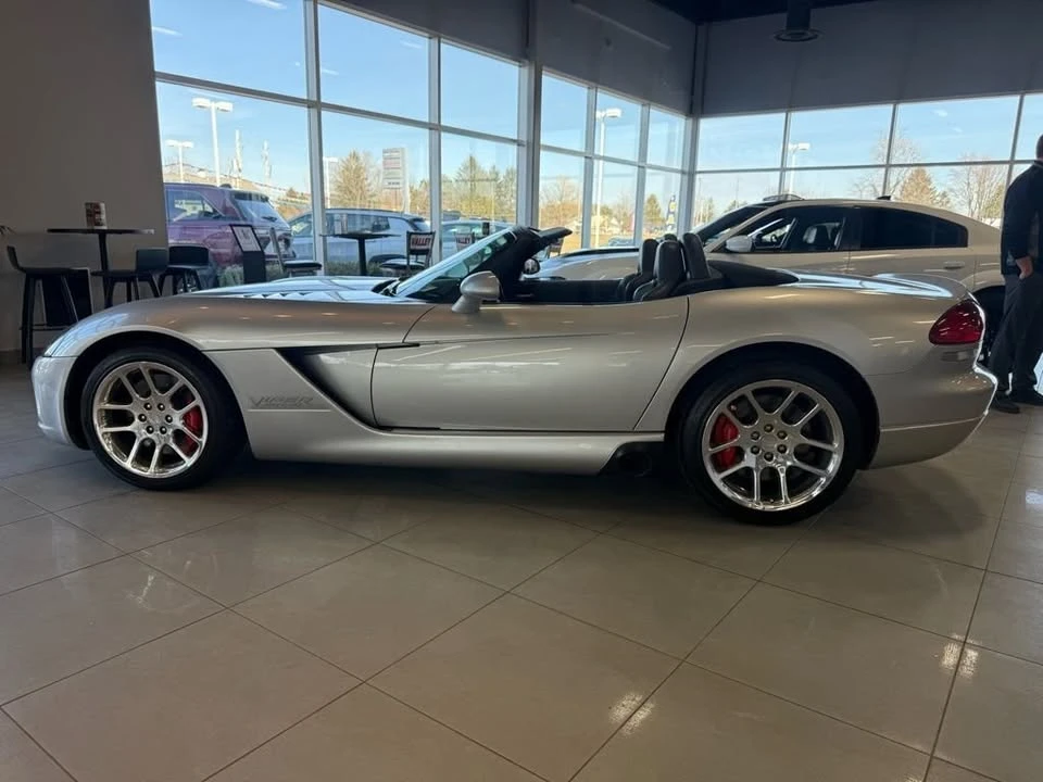2004 Dodge Viper 3rd Gen - Image 9 of 14