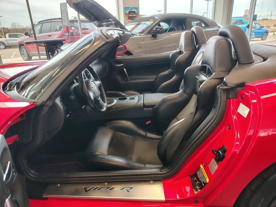2004 Dodge Viper 3rd Gen - Image 8 of 19