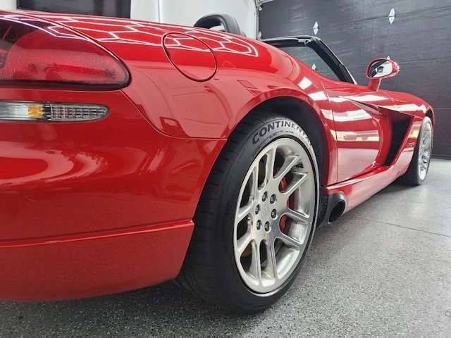 2004 Dodge Viper 3rd Gen - Image 5 of 20