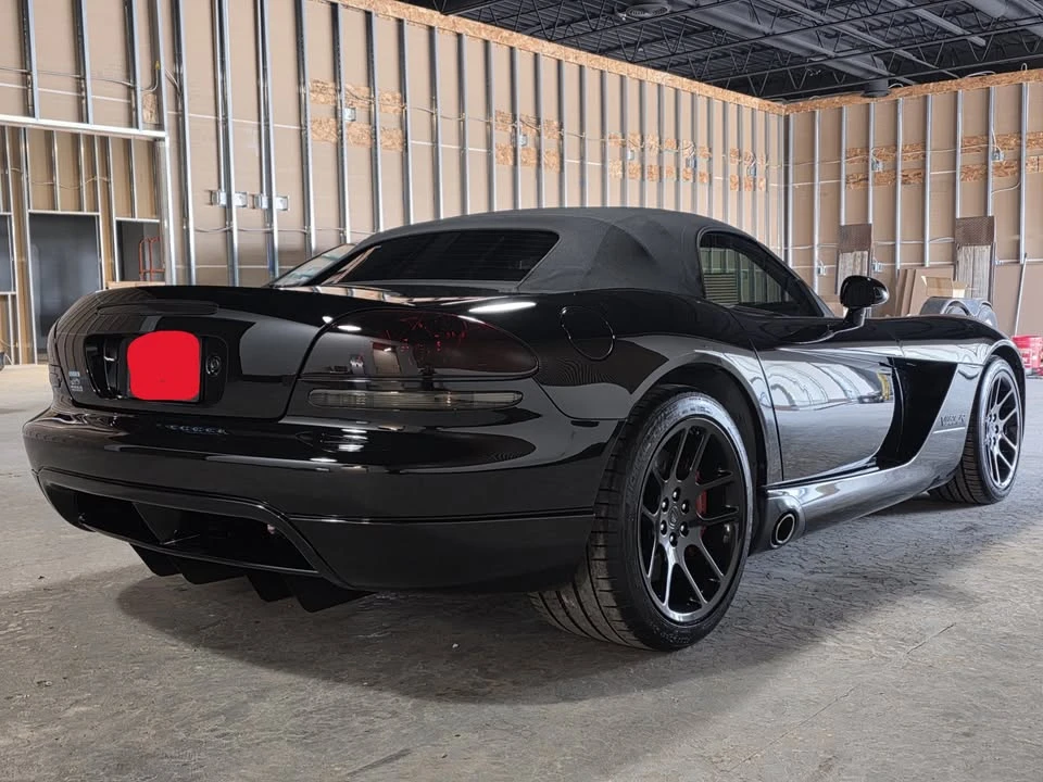 2004 Dodge Viper 3rd Gen - Image 2 of 19