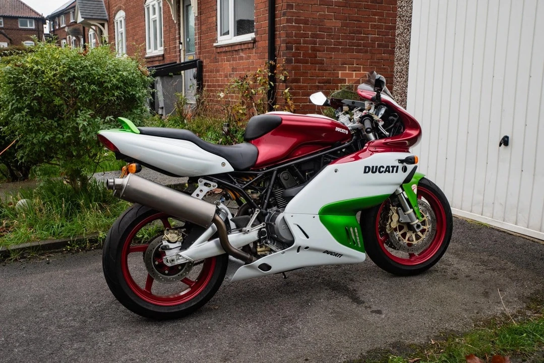 2004 Ducati 750 & 800 & 900 & 1000 - Image 8 of 30